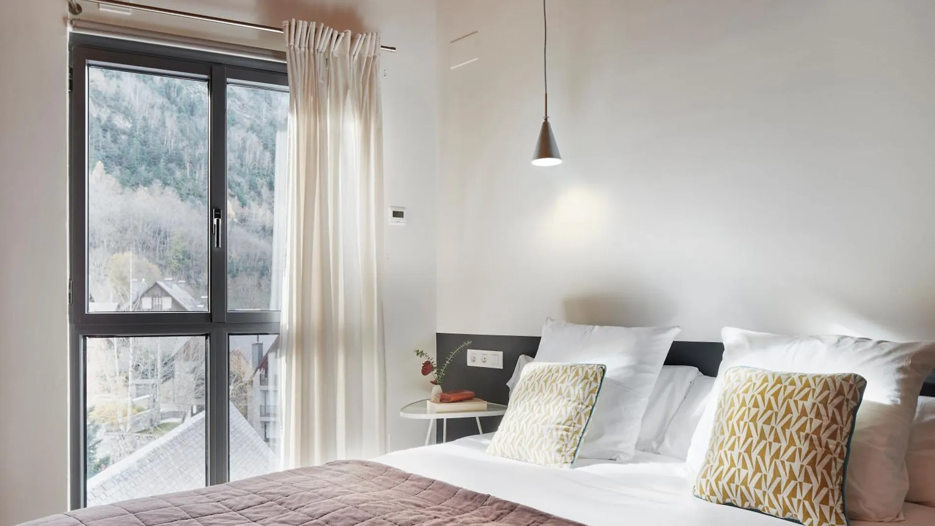 Apartment Val Arties 2 By Feelfree Rentals Spain
